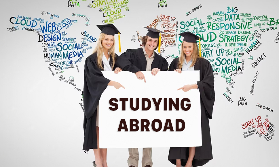 BENEFITS OF STUDYING ABROAD